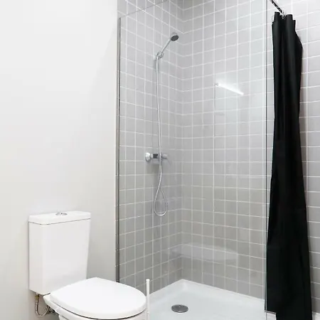 Hostel City's Πόντα Ντελγκάντα