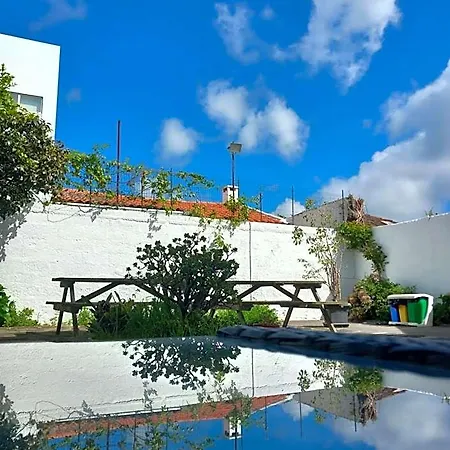 Vandrarhem City's Ponta Delgada