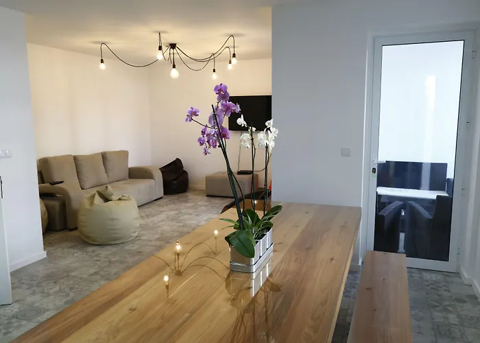 City's Ponta Delgada